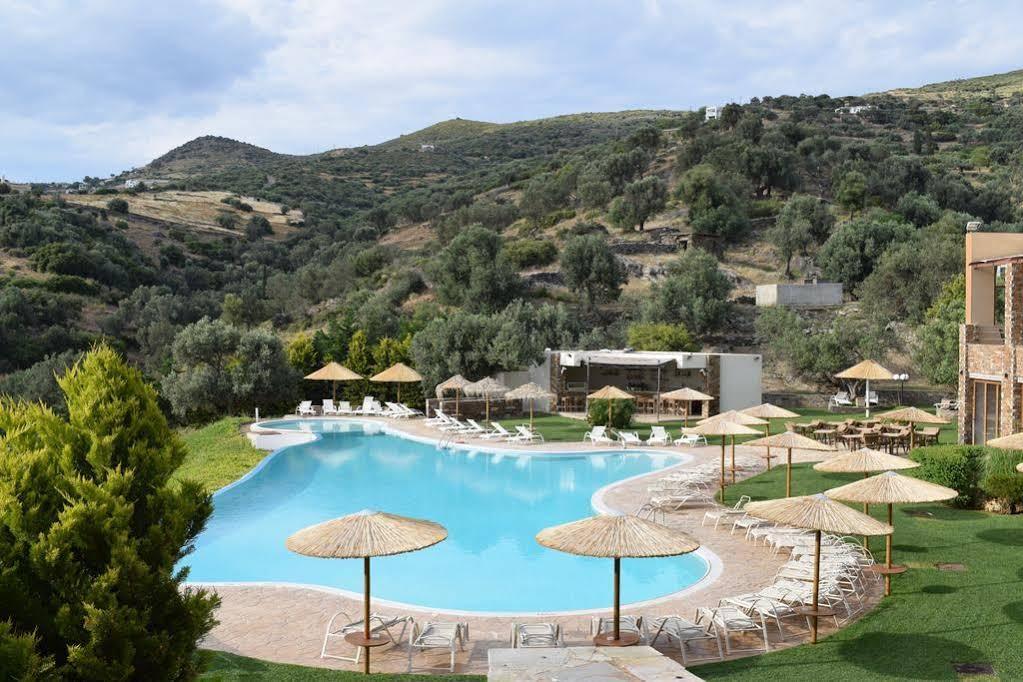 Evia Hotel & Suites Marmari  エクステリア 写真