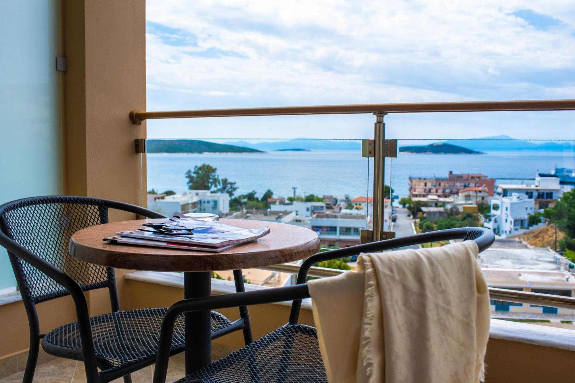 Evia Hotel & Suites Marmari  エクステリア 写真